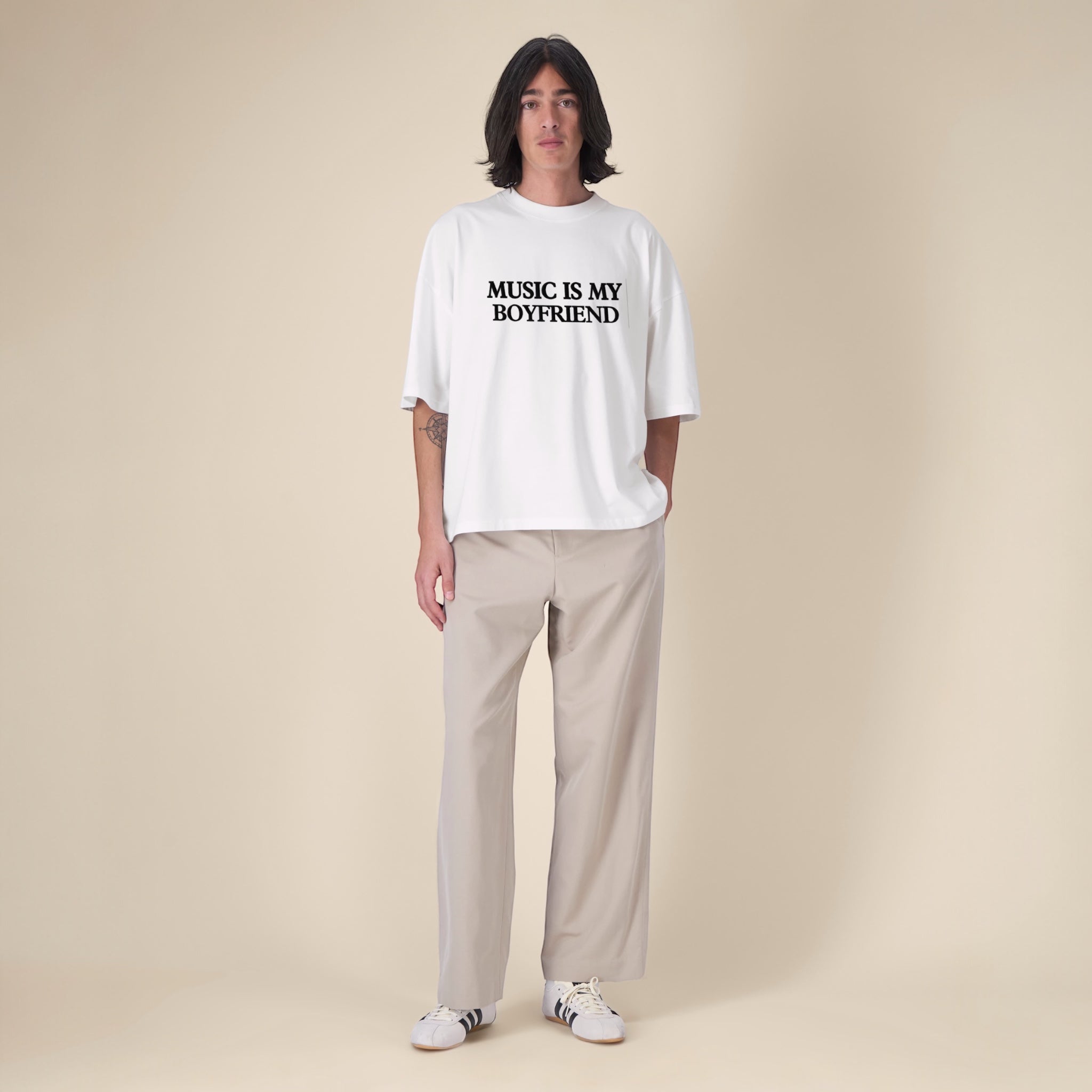 Men's 'MUSIC IS MY BOYFRIEND' embroidered organic cotton boxy 'Hypster' t-shirt