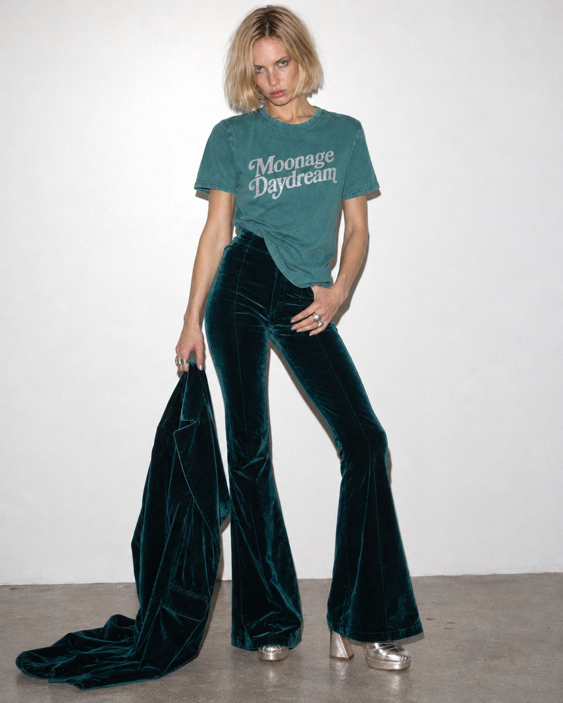 Women's 'MOONAGE DAYDREAM' embroidered premium organic 'Crafter' t-shirt - sizes XXS-5XL