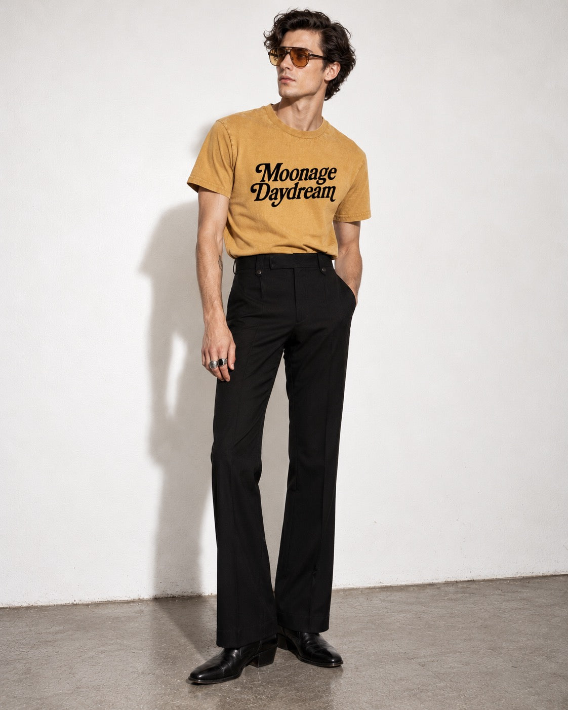 Men's 'MOONAGE DAYDREAM' embroidered premium organic 'Crafter' t-shirt - sizes XXS-5XL