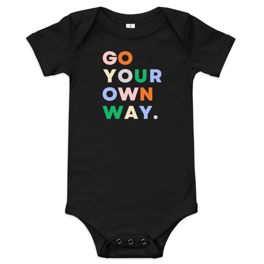 GO YOUR OWN WAY 多色印花婴儿短袖连体婴儿成长装