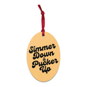 Simmer Down &amp; Pucker Up 70 年代版式优质印刷复古风格木制圣诞树节日装饰品 - 复古金/黑色，豹纹背