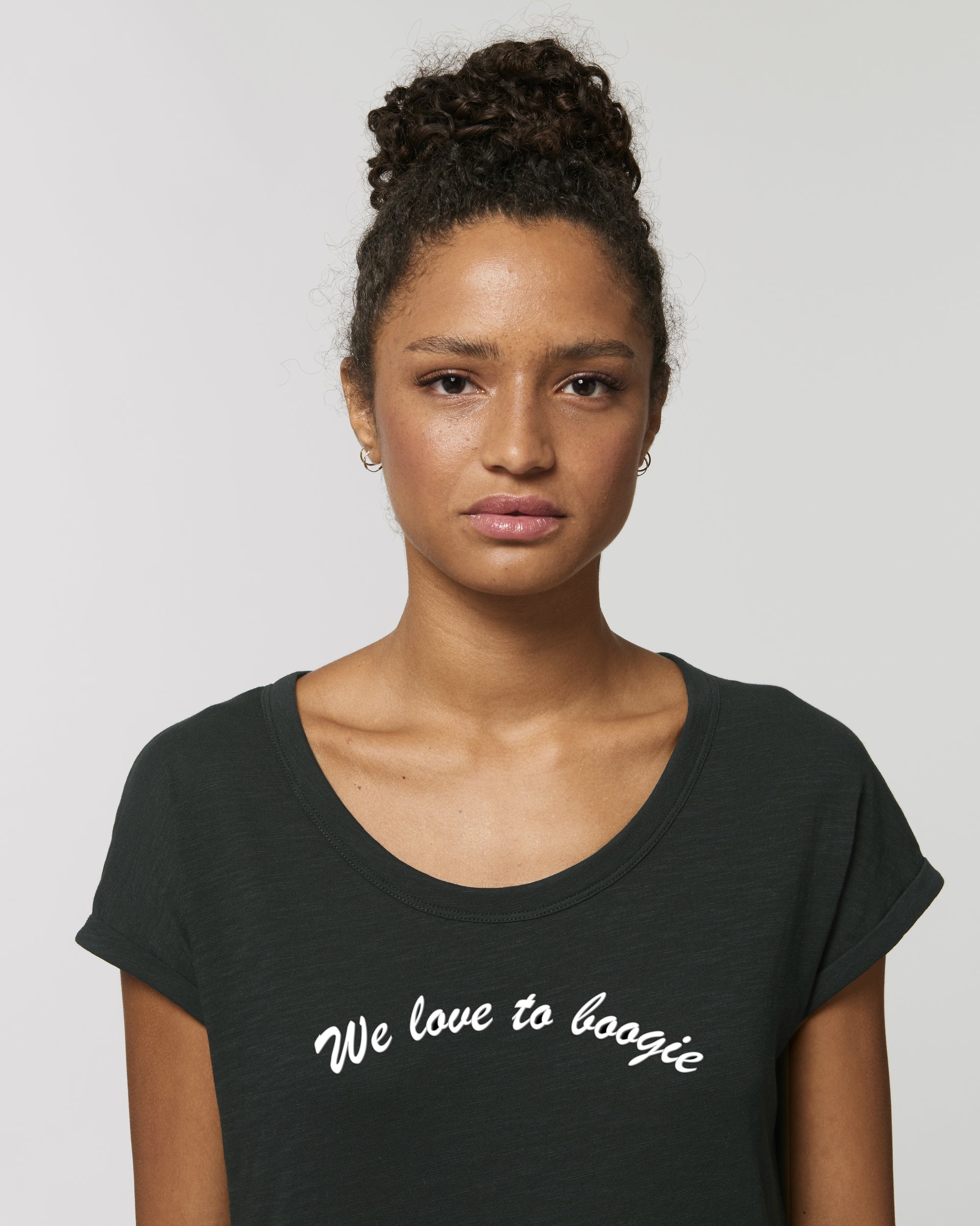 'WE LOVE TO BOOGIE' EMBROIDERED WOMEN'S ROLLED SLEEVE ORGANIC COTTON SLUB T-SHIRT